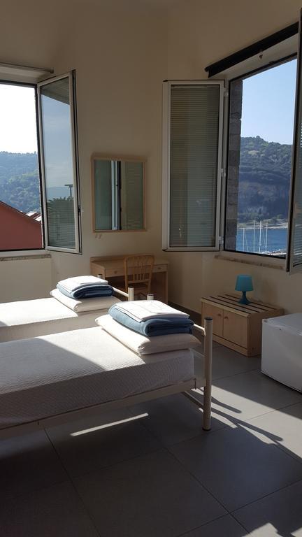 Ostello Porto Venere Exterior photo